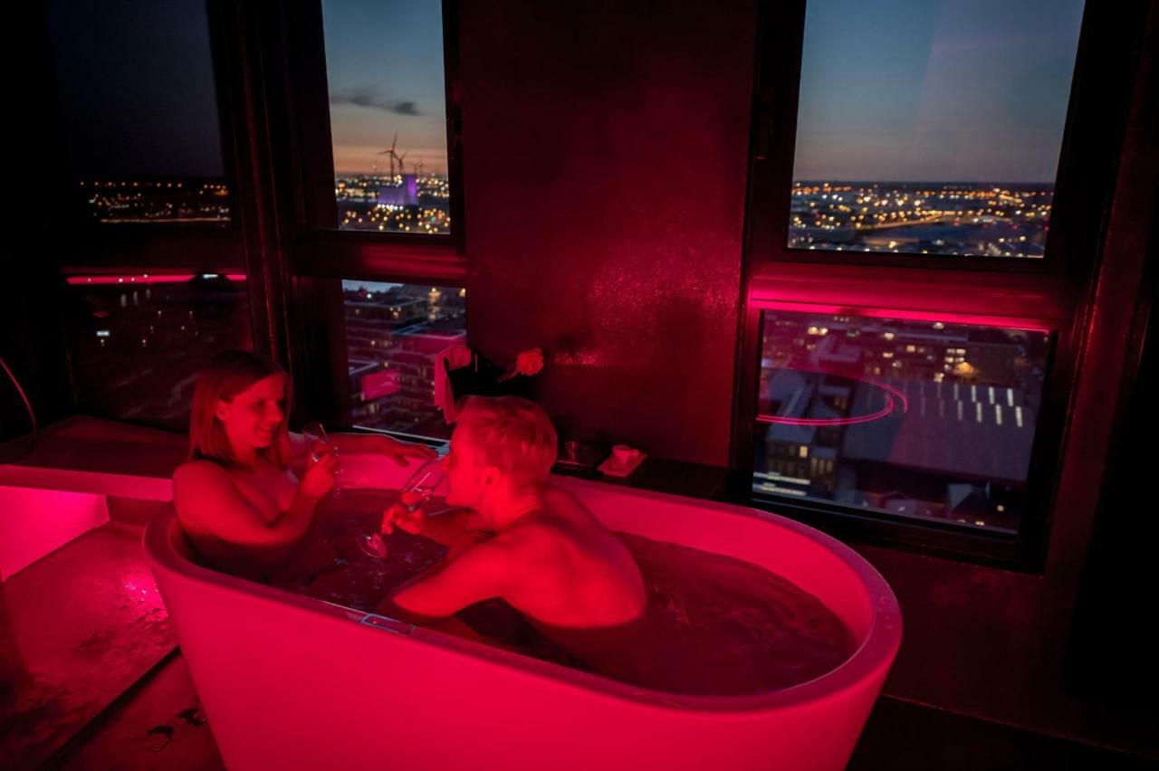 Apartamento SkyNooz-exclusive privé wellness penthouse Amberes Exterior foto